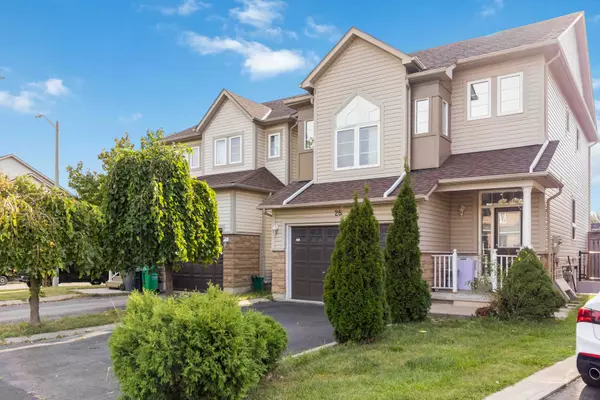 Brampton, ON L7A 1T1,28 Wandering Trail DR