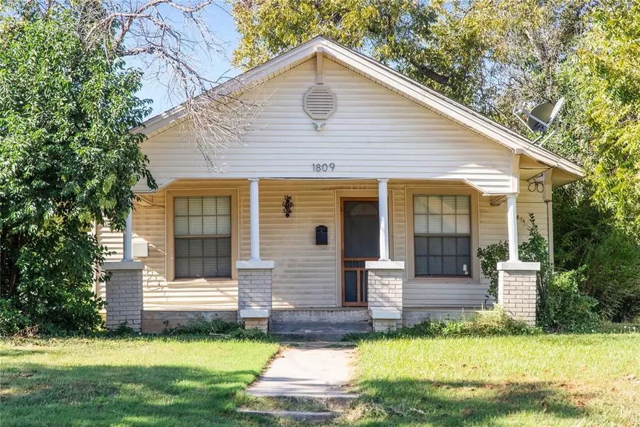 1809 Durham Avenue, Brownwood, TX 76801