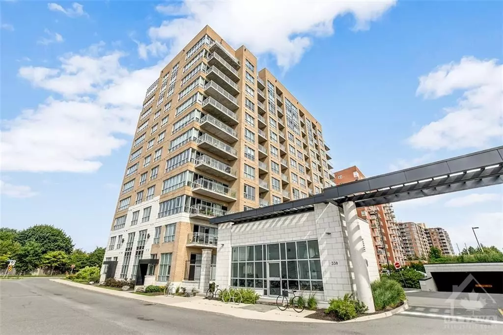 Cityview - Parkwoods Hills - Rideau Shore, ON K2G 1G3,330 TITAN #211