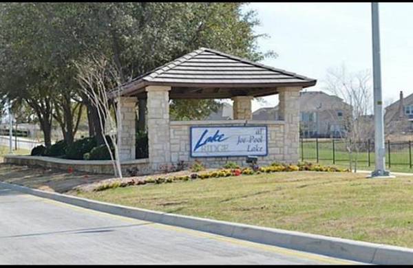 2406 Lookout Court, Cedar Hill, TX 75104