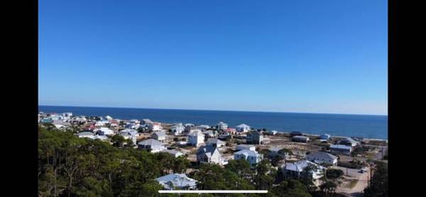 696 E Bay Shore Dr  # UNIT 4 BL 35, St. George Island, FL 32328