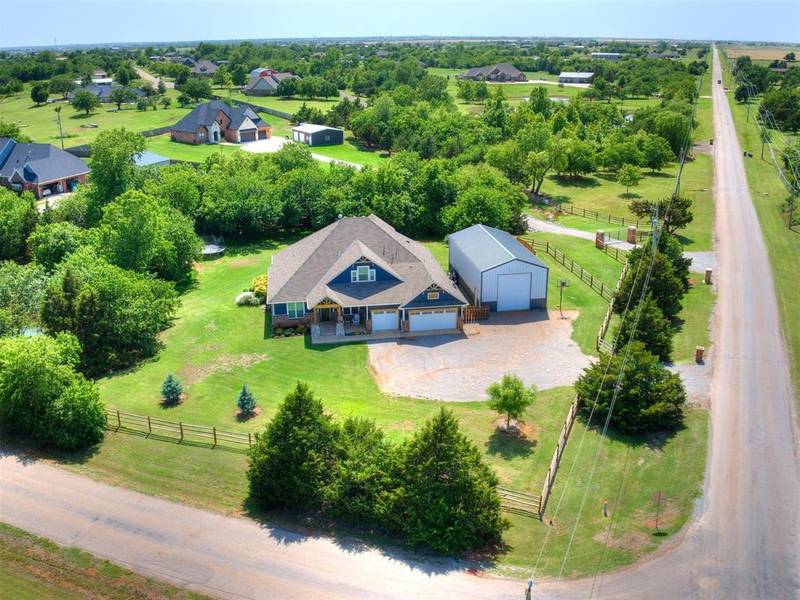 4750 Apache Rd NE, Piedmont, OK 73078