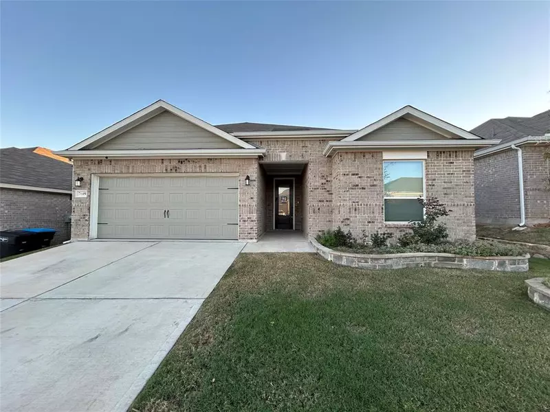 7609 Lumberjack Lane, Fort Worth, TX 76120