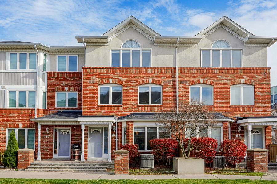 18 Clark AVE W #86, Vaughan, ON L4J 8H1