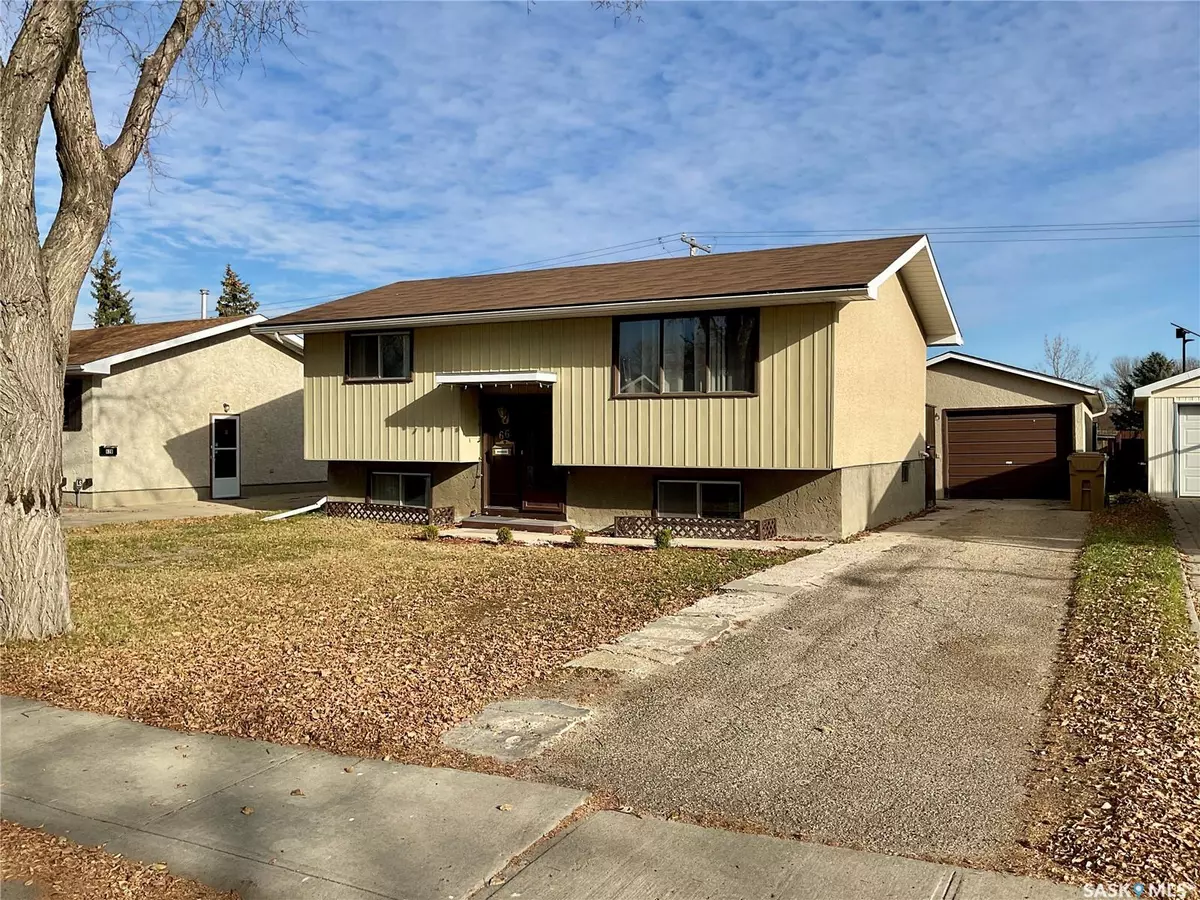 Regina, SK S4N 5K6,66 Hatton CRESCENT