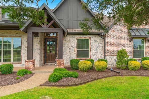 Cross Roads, TX 76227,1090 Forest Bend Court