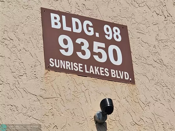 Sunrise, FL 33322,9350 Sunrise Lakes Blvd  #103