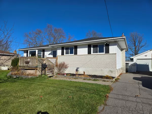 Quinte West, ON K8R 1C5,132 Catalina DR