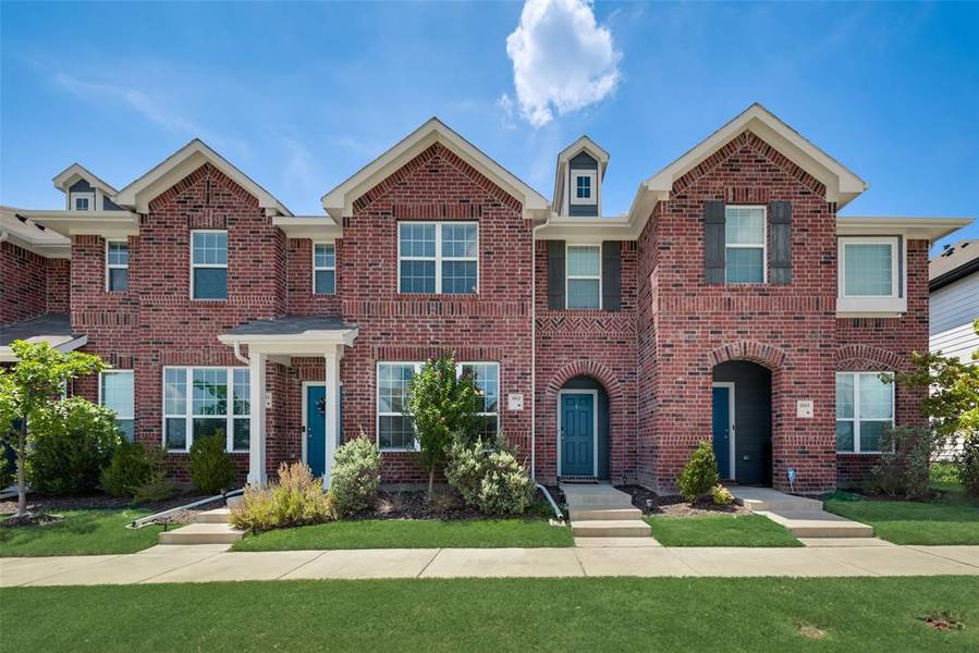 3913 Hometown Boulevard, Heartland, TX 75126