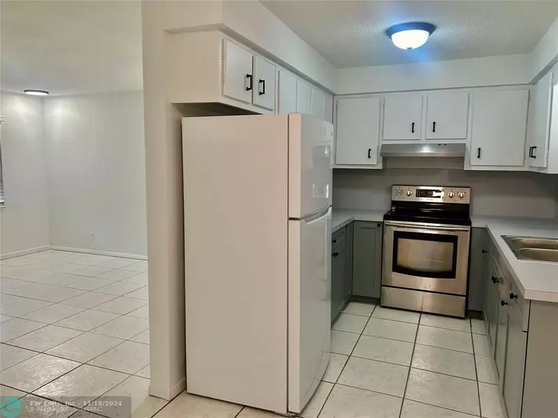 1121 SE 22nd Ave  #6, Pompano Beach, FL 33062