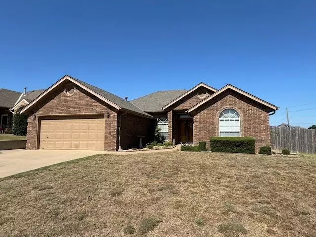 Shawnee, OK 74804,1214 Castle Creek Street