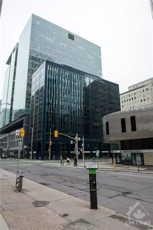 Ottawa Centre, ON K1P 5J6,251 LAURIER AVE W #600