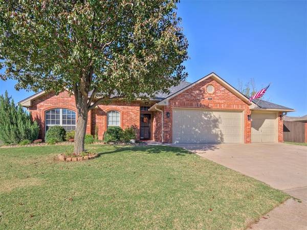 1504 Goldfinch Court, Norman, OK 73071