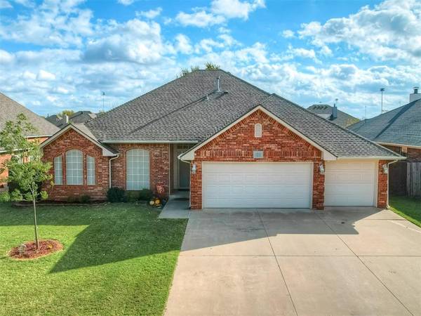 1513 Shrill Court, Norman, OK 73071