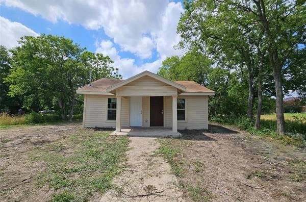 808 E 11th Avenue, Corsicana, TX 75110