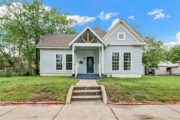 4113 Stuart Street, Greenville, TX 75401