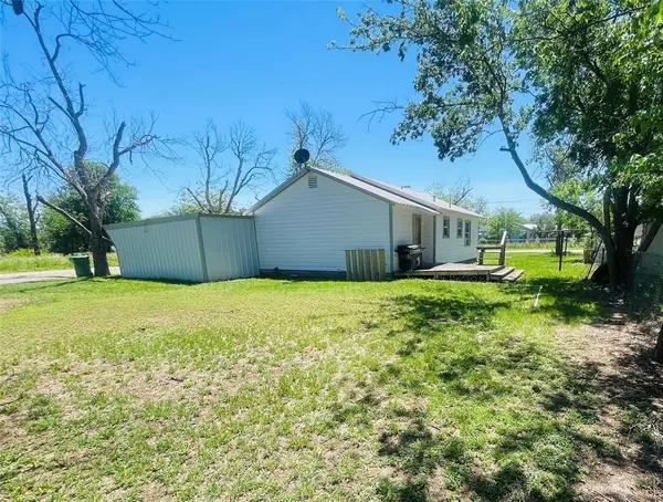 Coleman, TX 76834,2016 Magnolia Street