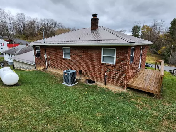 Marion, VA 24354,814 Cumberland St