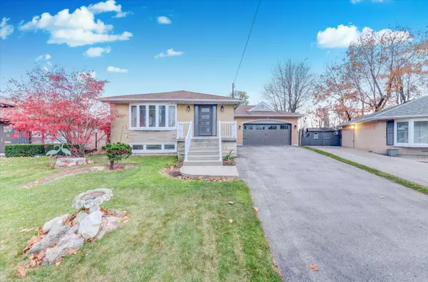 Toronto E09, ON M1P 4J8,10 Gable PL #Bsmt