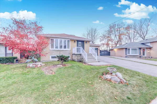 Toronto E09, ON M1P 4J8,10 Gable PL #Bsmt