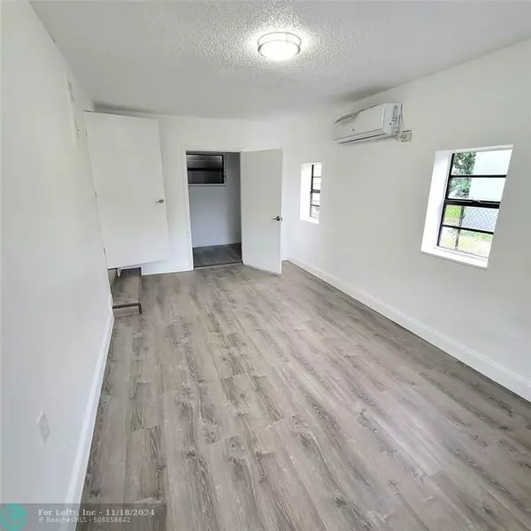 Fort Lauderdale, FL 33311,1838 Lauderdale Manor Dr