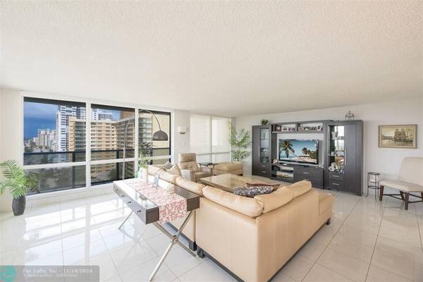 Hollywood, FL 33019,2751 S Ocean Dr  #1401N