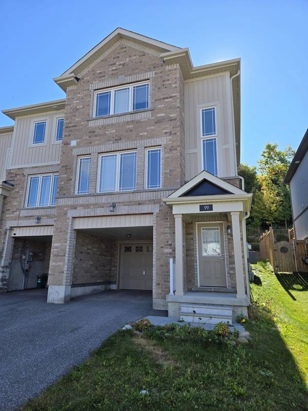 99 Frank's WAY, Barrie, ON L4N 3J1