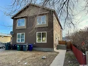 336 T AVENUE S, Saskatoon, SK S7M 3B1