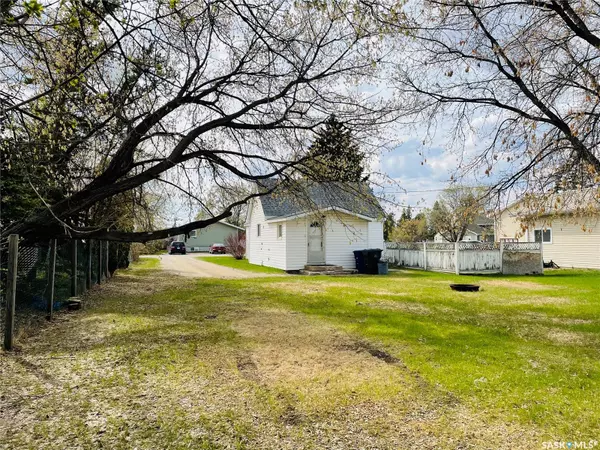 Nipawin, SK S0E 1E0,113 6th STREET N