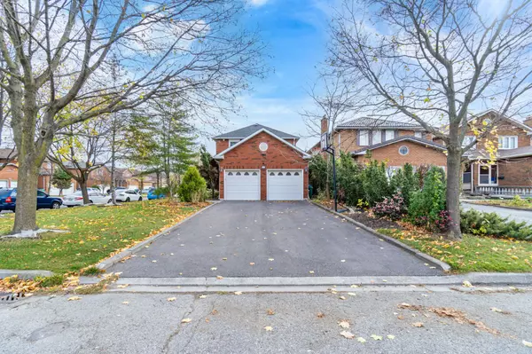 Mississauga, ON L5B 3V7,431 Commonwealth CIR