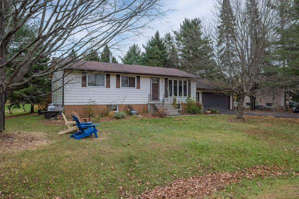 South Frontenac, ON K0H 2W0,6222 Kildeer DR