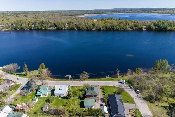 Greater Madawaska, ON K0J 1H0,1094 MADAWASKA ST