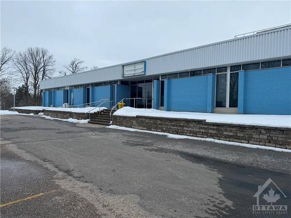 Arnprior, ON K7S 0B6,425 MCCARTNEY ST