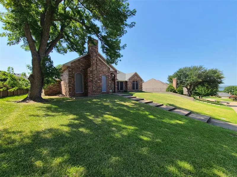 1603 Stoneybrook Drive, Rockwall, TX 75087