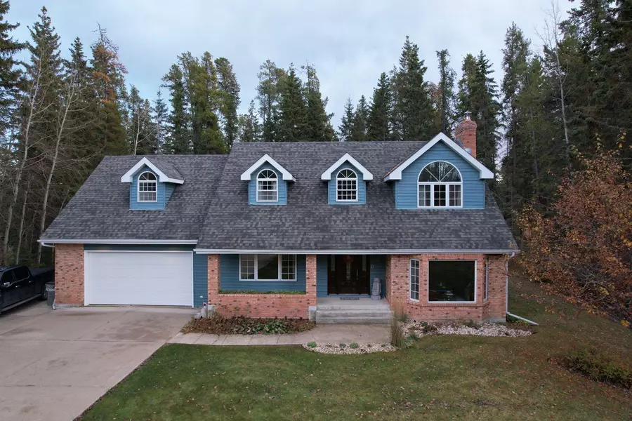 29 Ravine DR, Whitecourt, AB T7S 1V9