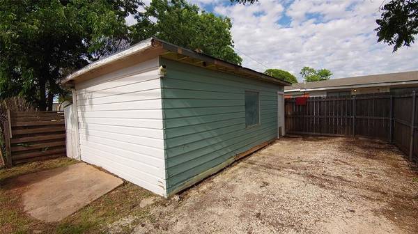 418 S La Salle Drive #B, Abilene, TX 79605