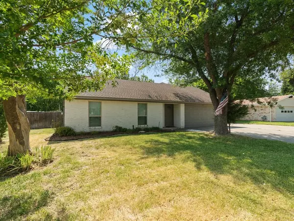 Sanger, TX 76266,212 Hillcrest Street