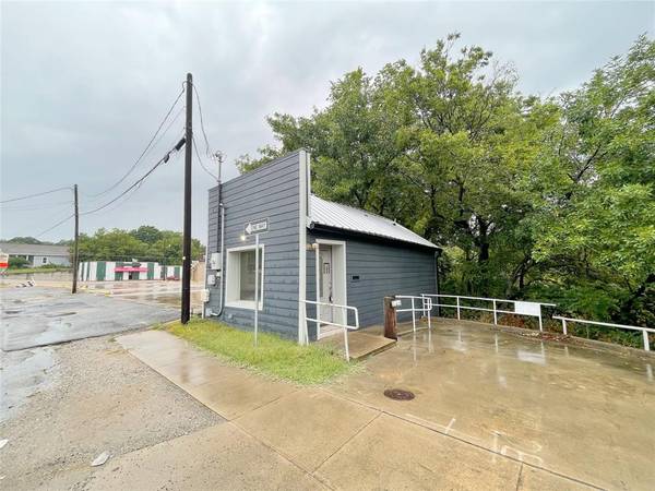 701 W Houston Street, Sherman, TX 75092