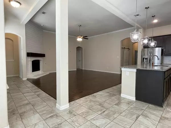 Fort Worth, TX 76179,6009 Scottsdale Lane