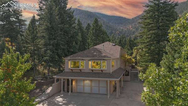 6570 S Pike DR, Larkspur, CO 80118