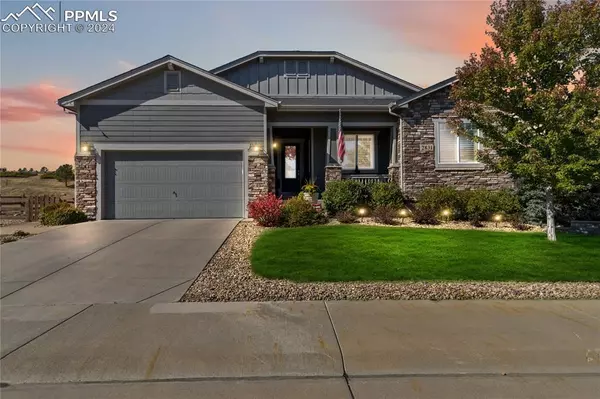 2831 Russet Sky CT, Castle Rock, CO 80108