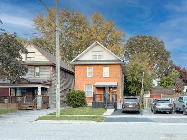 263 Haig ST, Oshawa, ON L1G 5N9