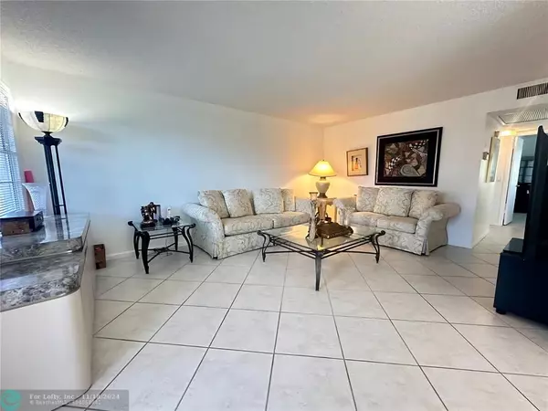 Deerfield Beach, FL 33442,3092 Harwood F  #3092