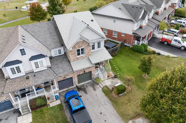 East Gwillimbury, ON L0G 1M0,11 Lilly Mckeowan CRES