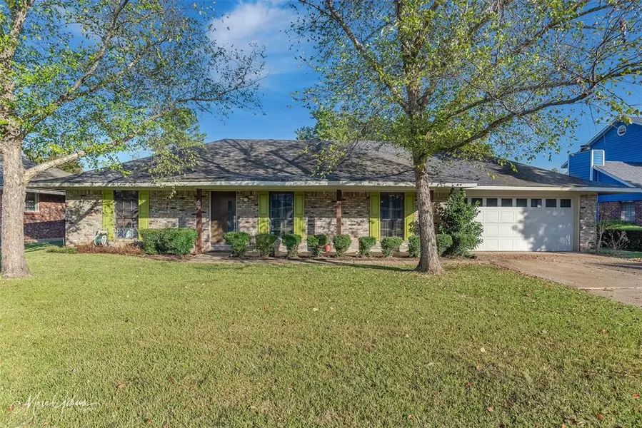 427 Mayfair Drive, Bossier City, LA 71111