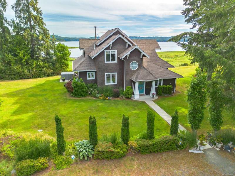 505 Arbutus Bay Rd, Fanny Bay, BC V0R 1W0