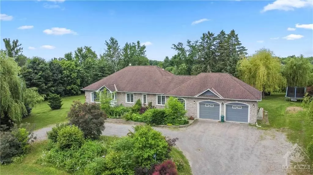 3288 BLANCHFIELD RD, Greely - Metcalfe - Osgoode - Vernon And Area, ON K0A 2W0