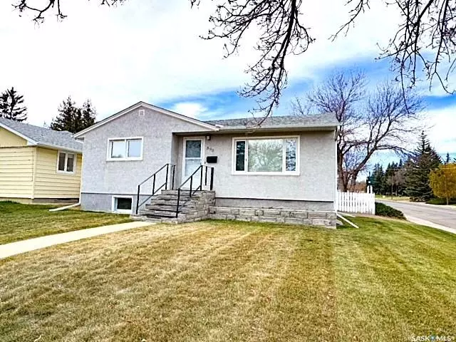 Swift Current, SK S9H 2S7,890 9th AVENUE NE