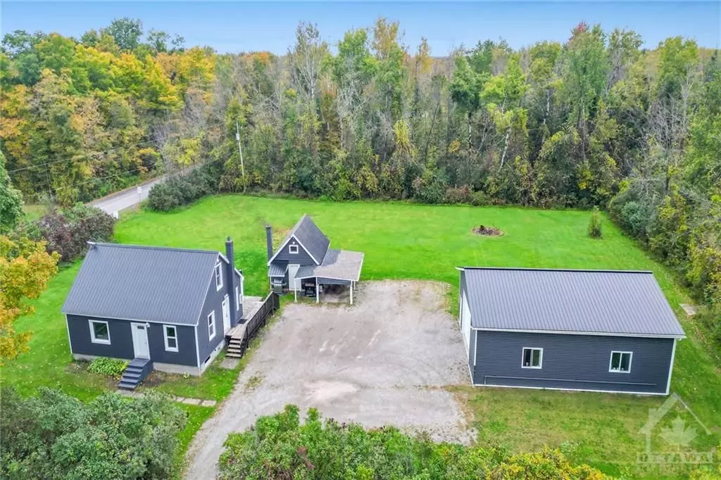 Lanark, ON K7H 3C3,3136 MCLACHLIN RD