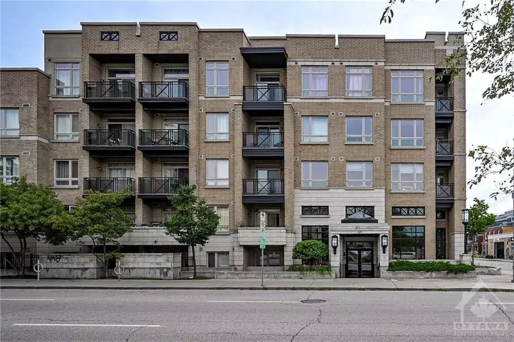 Ottawa Centre, ON K2P 1B5,429 KENT ST #219